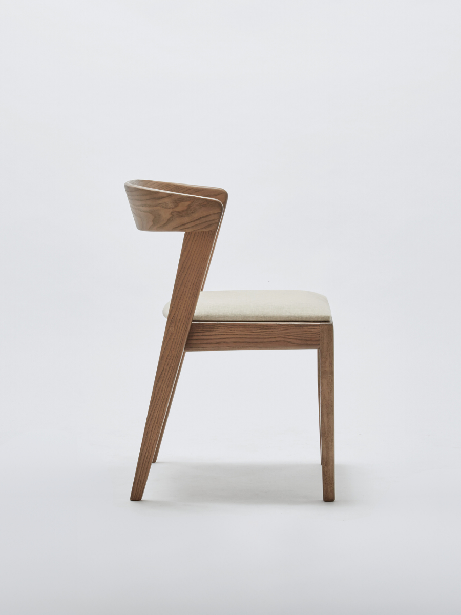 Vuti Dining Chair