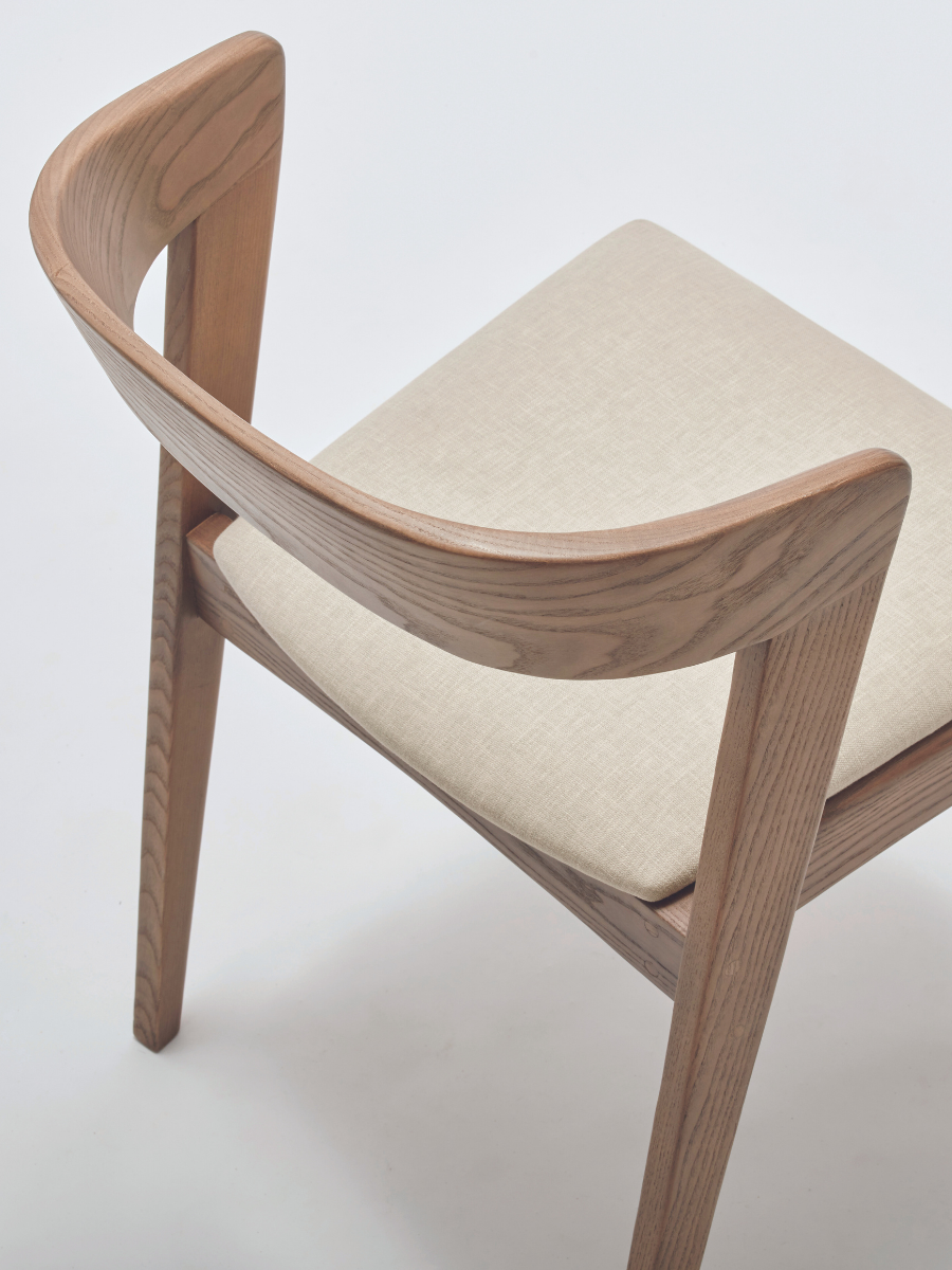 Vuti Dining Chair