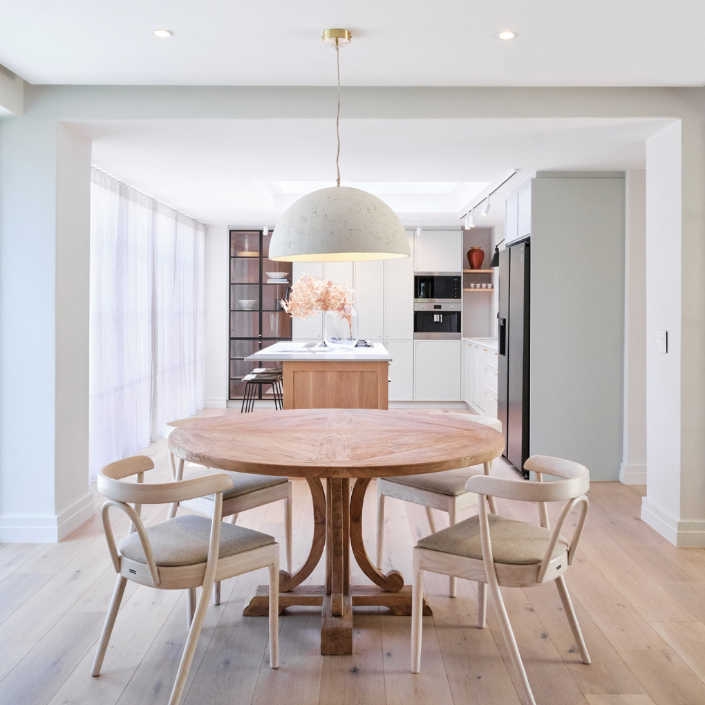Dining Furniture, dining tables, dining chairs, Woodbender, Custom furniture, restaurant furniture, dining room